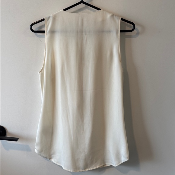 H&M Cream Ruffle Front Blouse - Picture 4 of 7